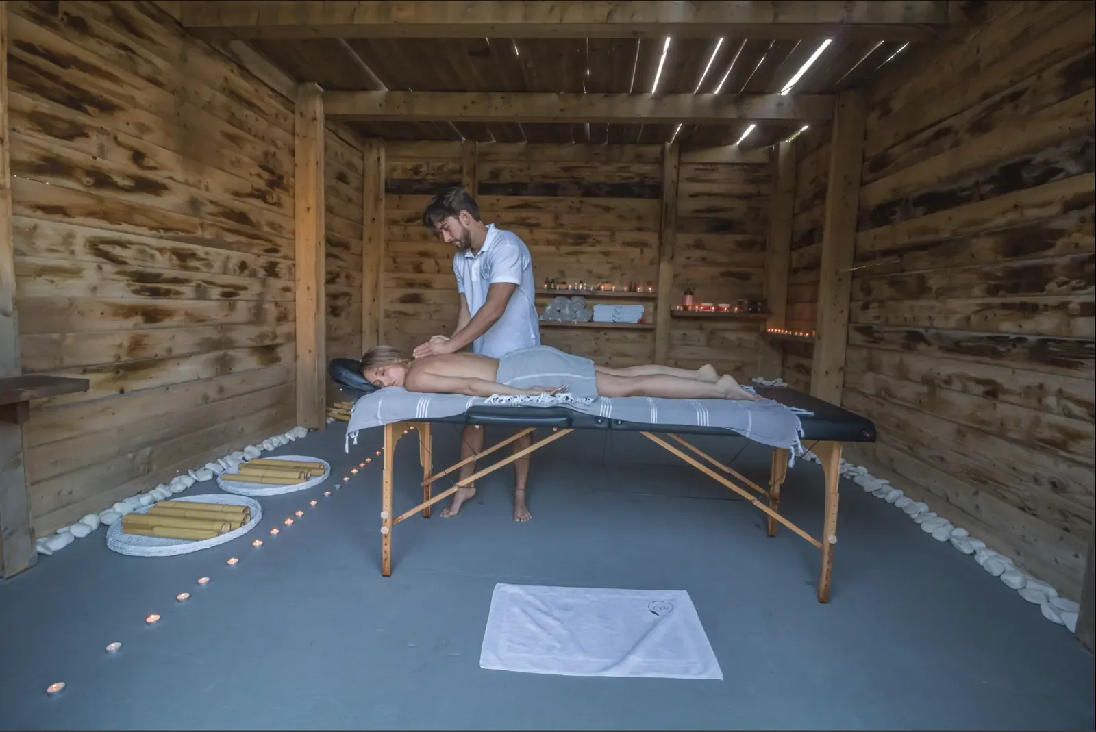 Massage inside the wellness cabin