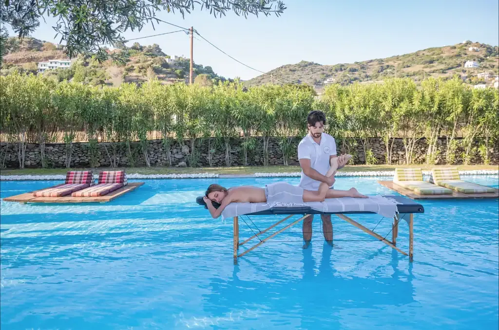 Poolside massage treatment